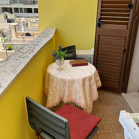 Grace's House فندق مبيت وإفطار غالّيبولي