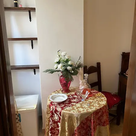 فندق مبيت وإفطار Grace's House غالّيبولي