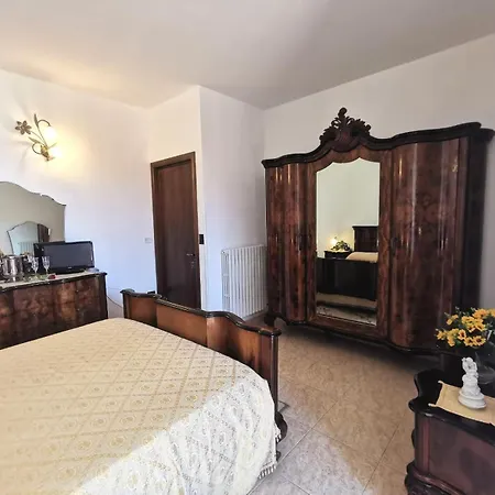 فندق مبيت وإفطار Grace's House 3*