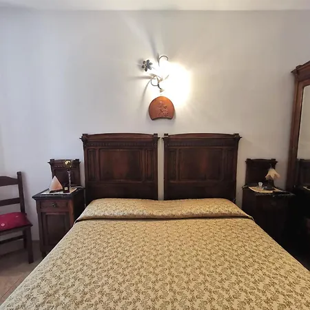 Grace's House فندق مبيت وإفطار